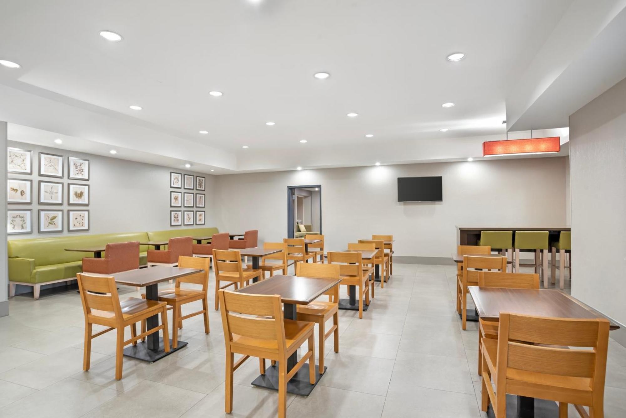 Comfort Inn & Suites Slidell Exterior photo