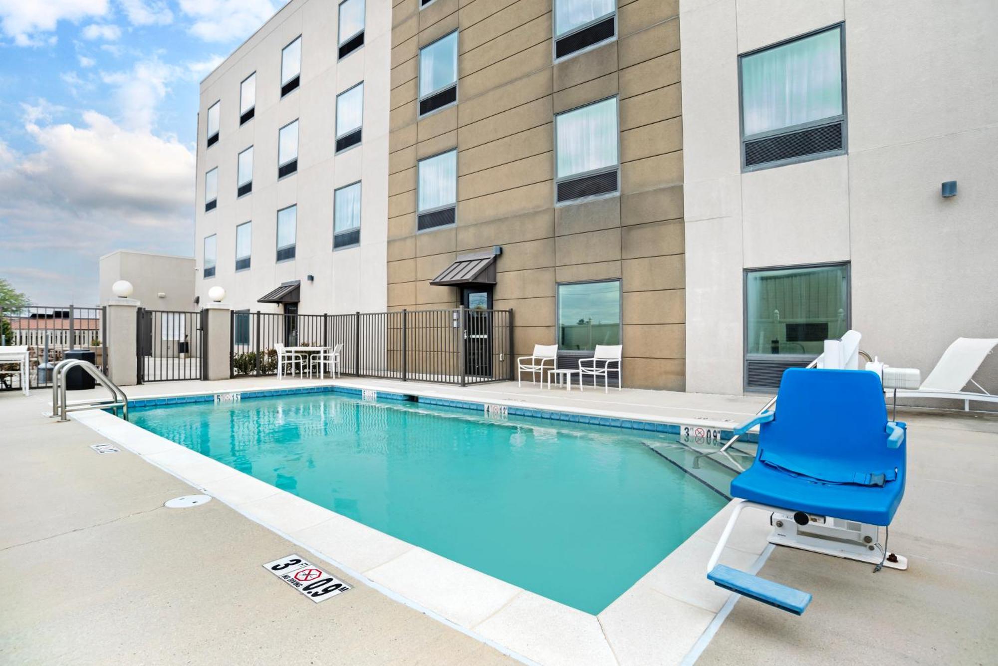 Comfort Inn & Suites Slidell Exterior photo